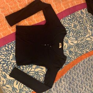 Long sleeve cropped top
